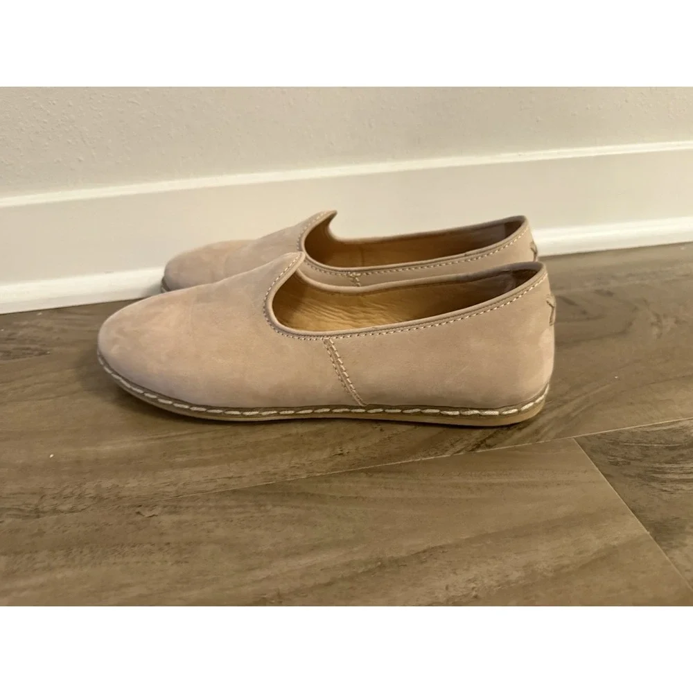 Charix Womens 40 Beige Suede Slip On Loafers Casual Comfort Everyday Style